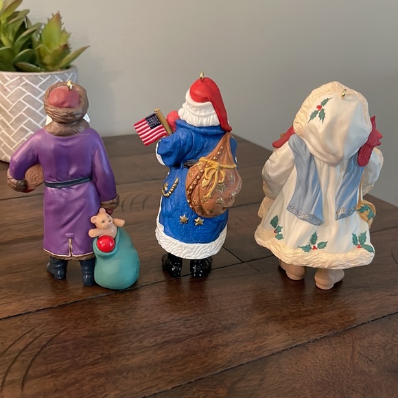 Vintage Hallmark Collector's Series "Merry Old Santa" - Picture 16 of 16